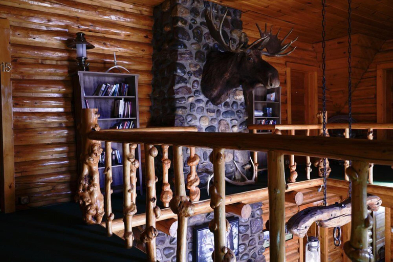 Others 5, Twin Pines Lodge & Cabins, Fremont
