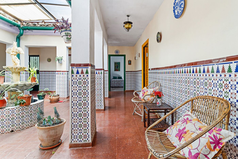 Food & Drinks, Casa Rural con Piscina Privada en Málaga, Málaga