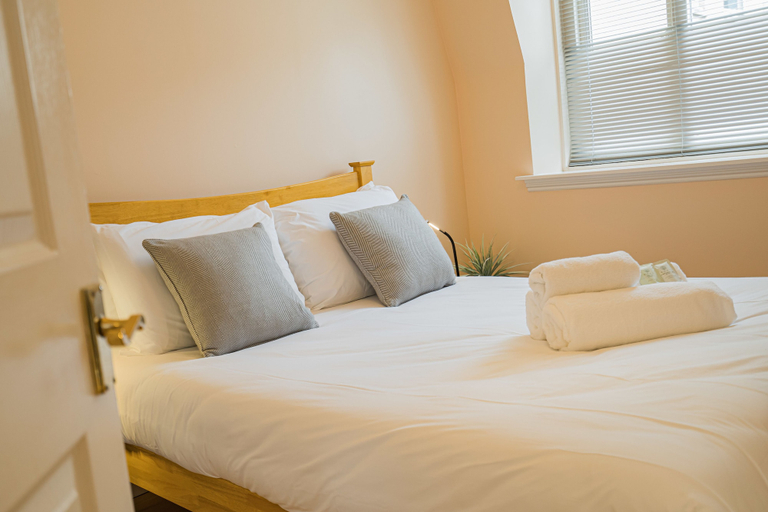 Bedroom 3, Rose Street Apartment City Centre, Edinburgh