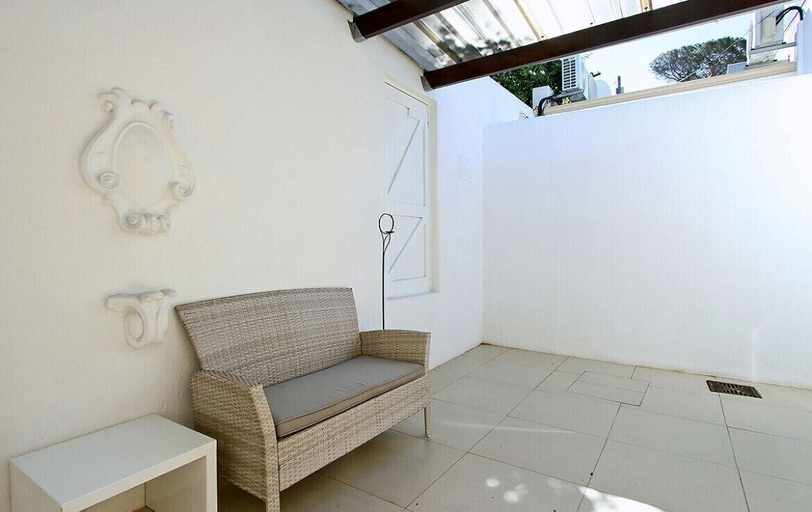 Others 5, Kloof Cottage, City of Cape Town