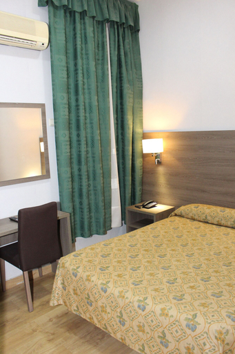 Bedroom 3, Hotel Nacional, Melilla