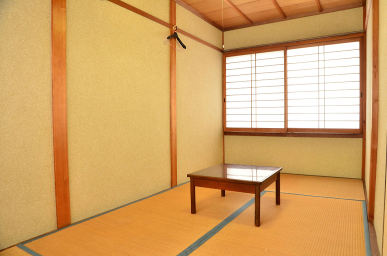 Others 5, Biwako House, Ōtsu