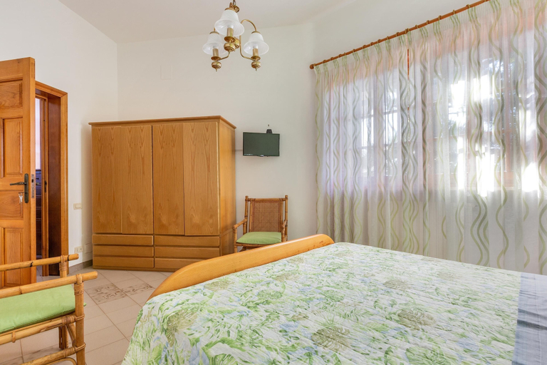 Bedroom 3, Villa Alice, Lecce
