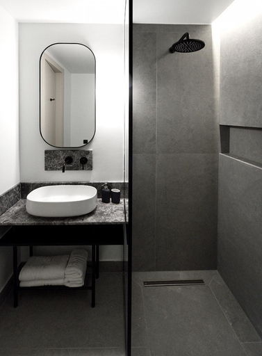 Bathroom 4, Roomore Apartments, Central Macedonia