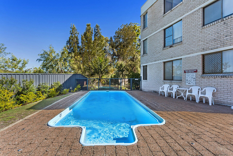 Sport & Beauty, Portside 10 1 Donald Street, Port Stephens