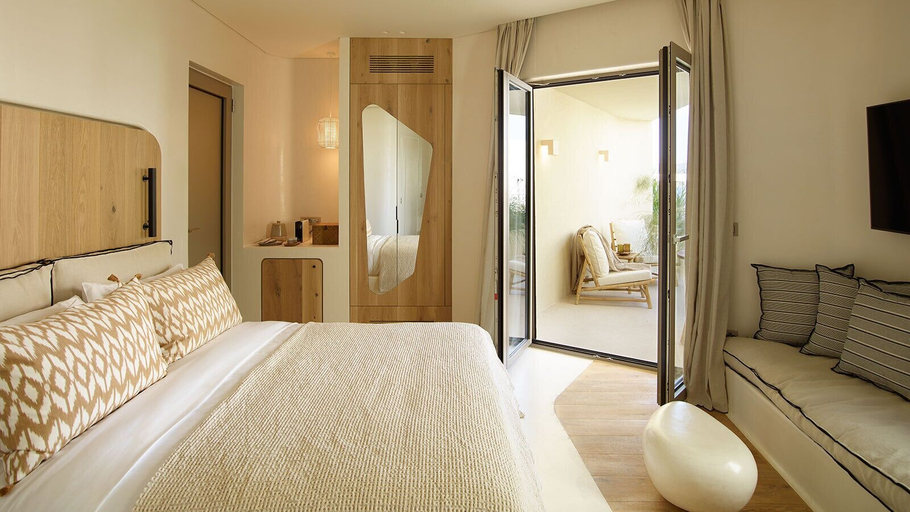 Bedroom 3, White Pebble Suites, South Aegean