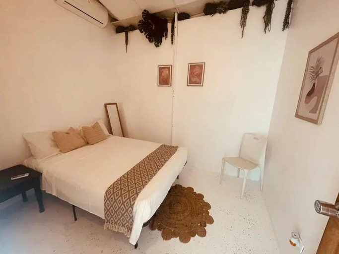 Bedroom 5, Beach Dorms San Juan