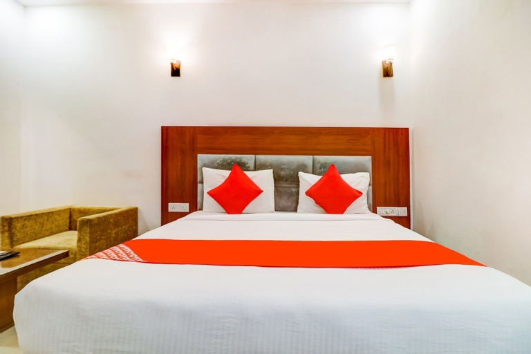 Bedroom 4, Hotel Airport View, West