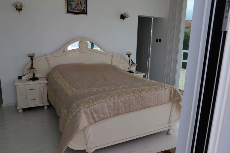 Bedroom, Villa Deluxe by Amy Villas