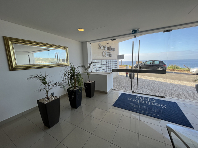 Others 5, Cliffs Apartment - Astonishing bay view, Sesimbra