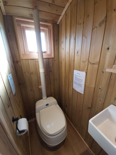 Bathroom 2, Park Farm Glamping, Shropshire