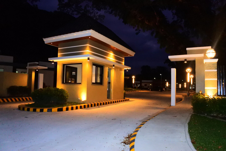 Exterior & Views 2, Aurora Villas and Cabin Resort, Mabalacat