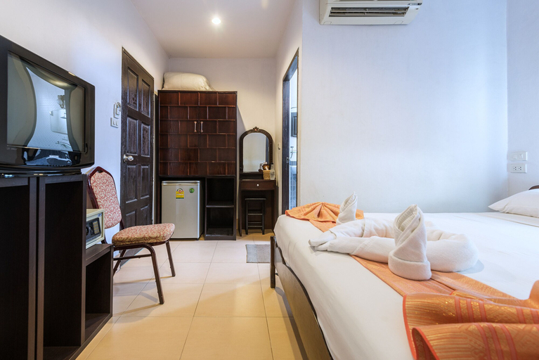 Bedroom 2, Again Thaicharm House at Patong Beach, Phuket Island