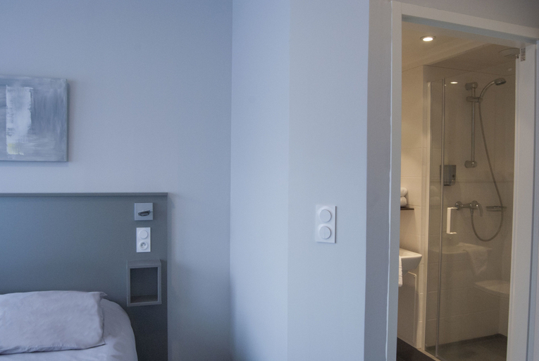 Bedroom 5, Smartappart Lorient, Morbihan