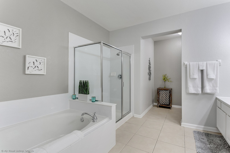 Bathroom 4, Spring Lakeview 3 Bedroom Condo by RedAwning, Orange