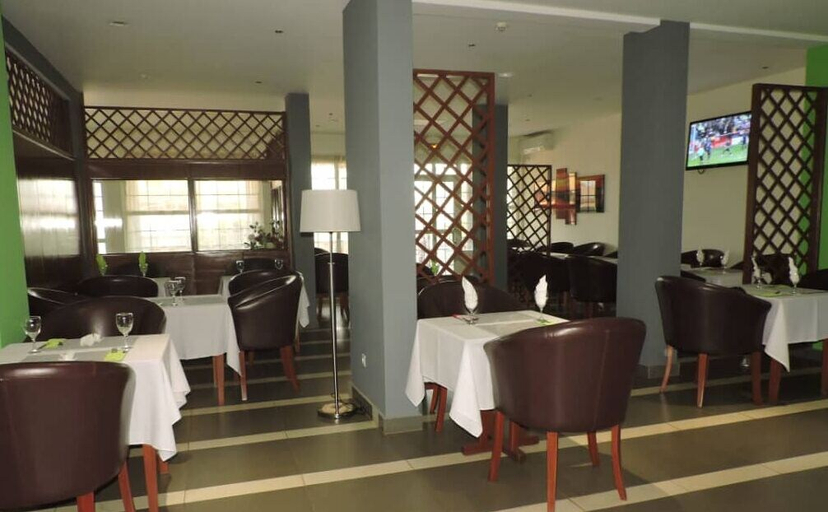 Food & Drinks 4, IRIS HOTEL, Mfoundi