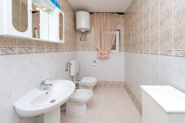 Bathroom 4, Holiday Home Ore-Beach, Orebić