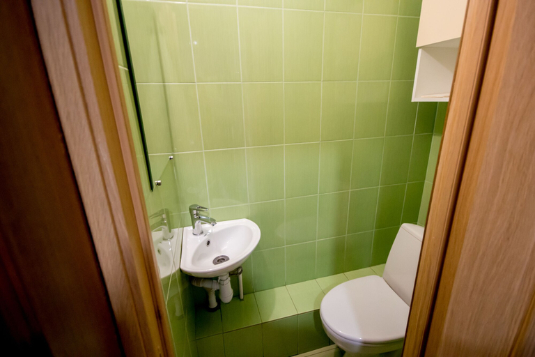 Bathroom 3, Hostel Rational Mitino, Krasnogorskiy rayon