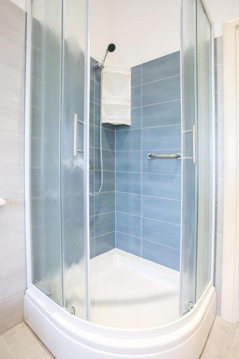 Bathroom 4, Comfort Apartment Romea near the Center, Pula