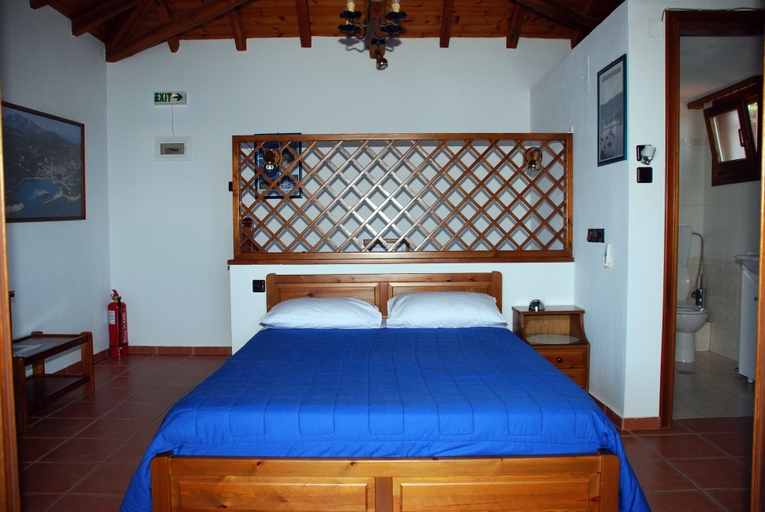 Bedroom 2, Villa Elena, Thessaly