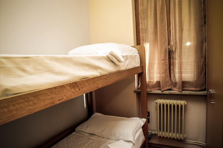 Bedroom 4, La Bella Colombare - Italian Homing, Brescia