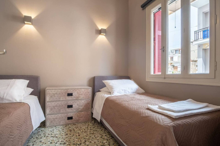 Bedroom 5, 4 Guests - Veneris Residence Apartment in Chania, Crete