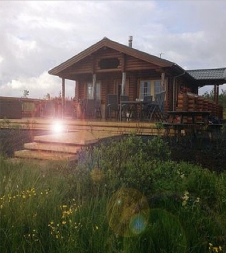 Sundeck, Log Cabin at White River, Hraungerðishreppur
