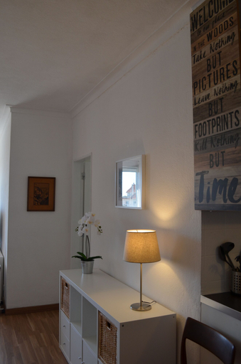 Others 5, Cozy Apartment in Estoril, Cascais