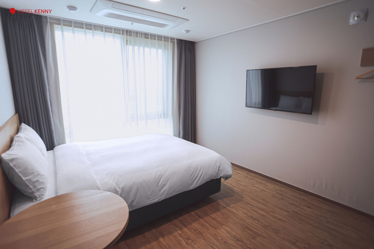 Bedroom 2, Hotel Kenny Yeosu, Yeosu