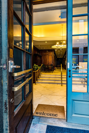 Others 5, The Alexandre, Orleans