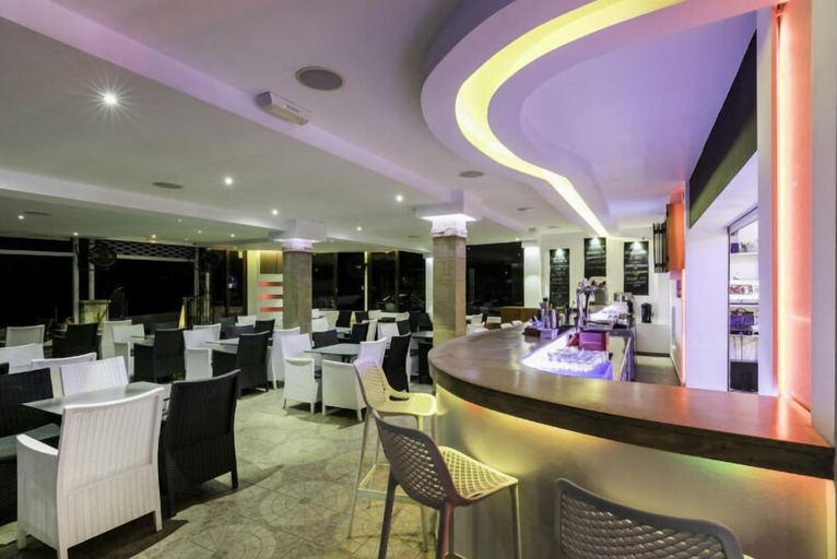 Food & Drinks 3, Amphitriti Hotel, South Aegean