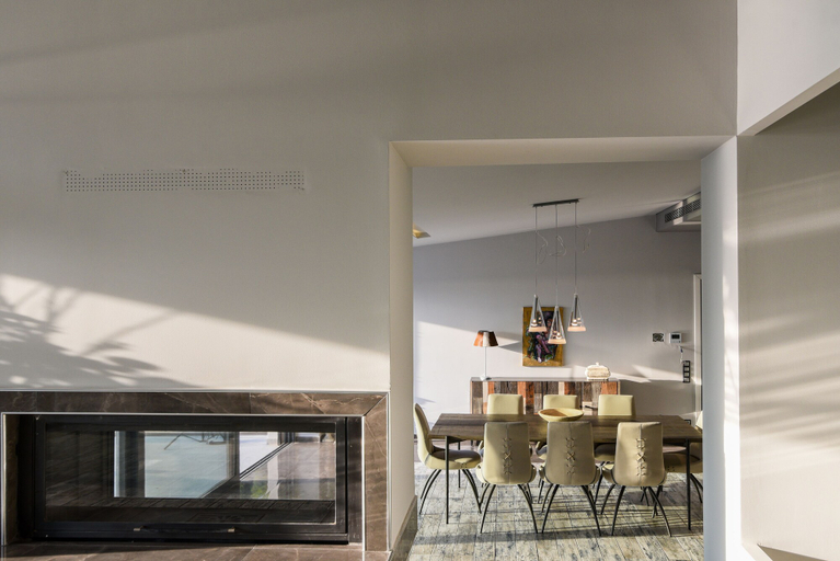 Food & Drinks, Villa Selenia Gold, Attica
