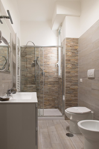 Bathroom, Liberty, Roma