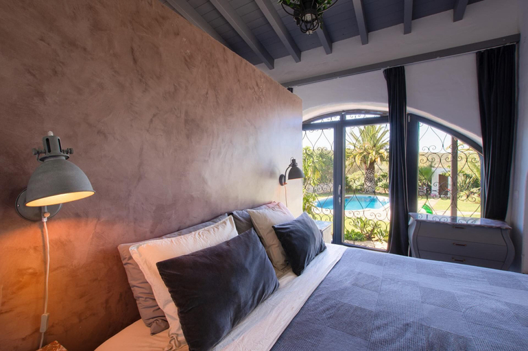 Bedroom 2, Suite Swimming Pool Quinta da Eira 140 Years old, Loulé