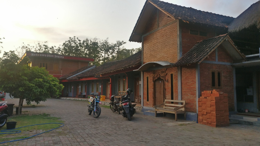Exterior & Views 2, Jogo Segoro Homestay, Gunung Kidul