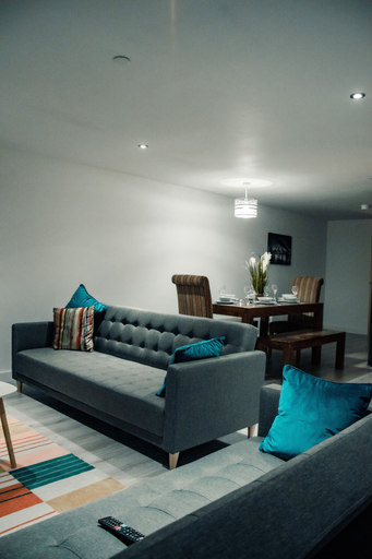 Others 4, Bv Comfy Basement Apartment At Conditioning House, Bradford