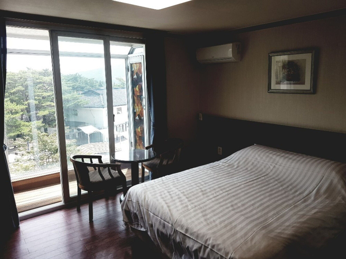 Bedroom 2, Cheoksan Spatel, Sokcho