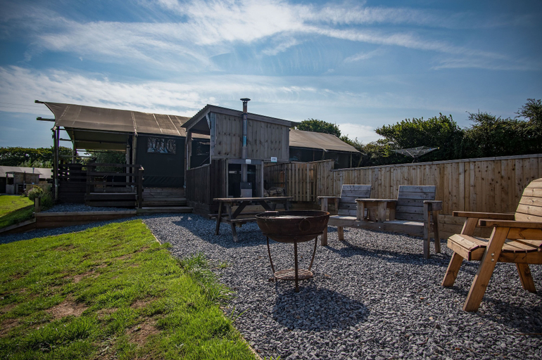 Exterior & Views, Three Cliffs Glamping Tent - Llangennith, Swansea