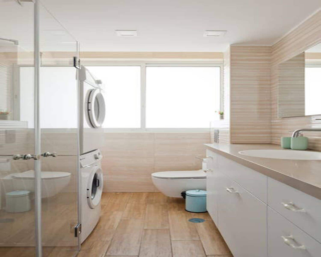 Bathroom 3, 3BR Apt Beach View Best Loc Bat-Yam