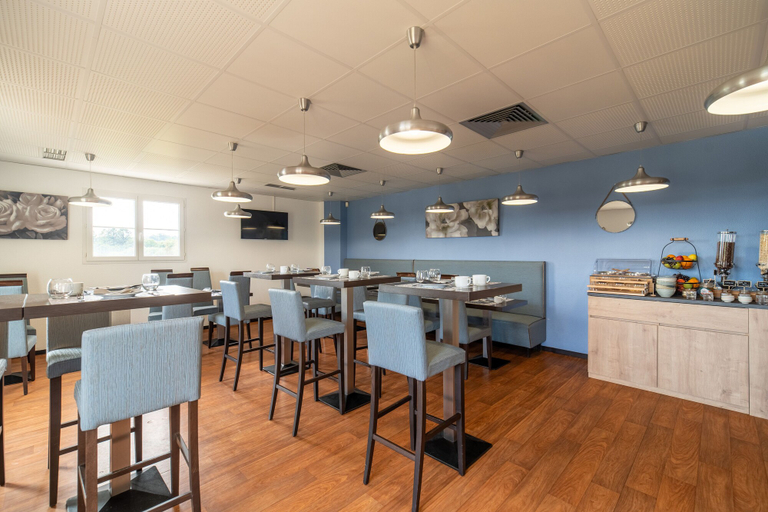 Food & Drinks 5, Brit Hotel Confort La Tour Blanche, Haute-Vienne