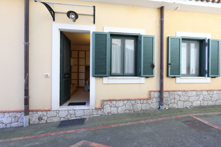 Exterior 2, Flat Near The Historic Centre With Private Parking, Messina
