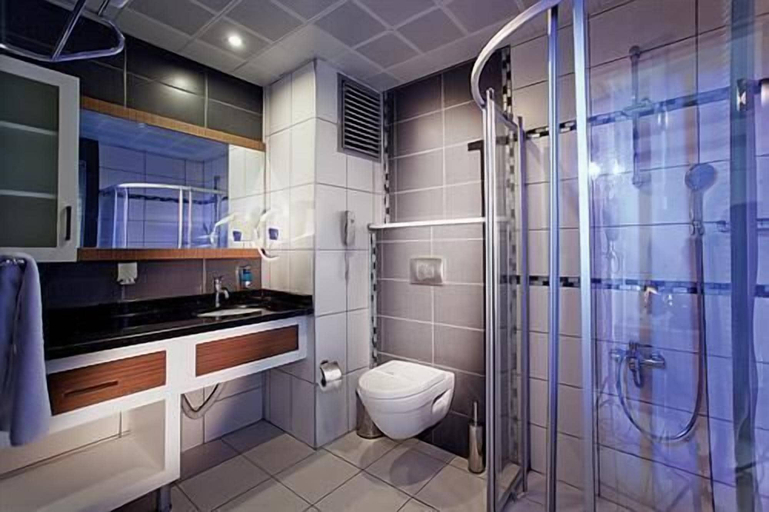 Bathroom, Venessa Beach Hotel, Alanya