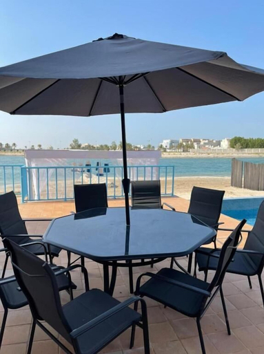 Others 5, Wave Resort