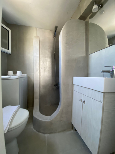 Bathroom 5, S&K Traditional Cycladic House Serifos, South Aegean