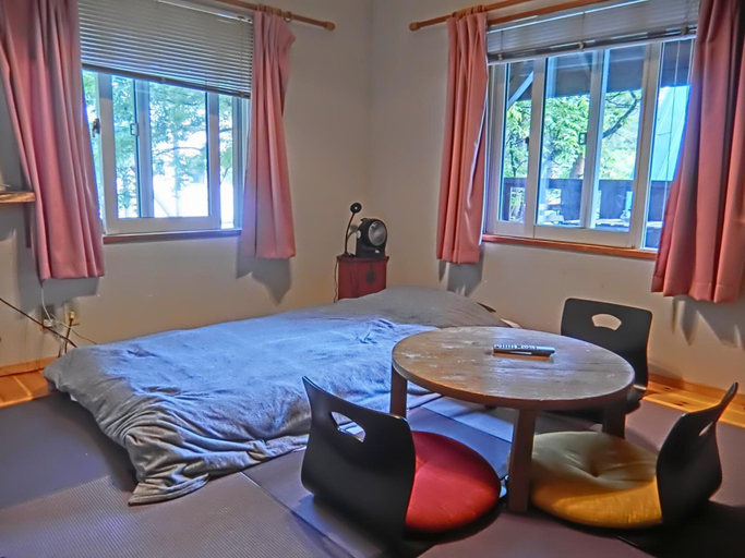 Bedroom 2, Hakuba Kaze no Ko, Hakuba