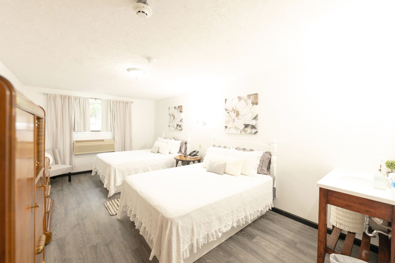 Bedroom 3, EC Reed's Mercantile and Hotel, Bollinger
