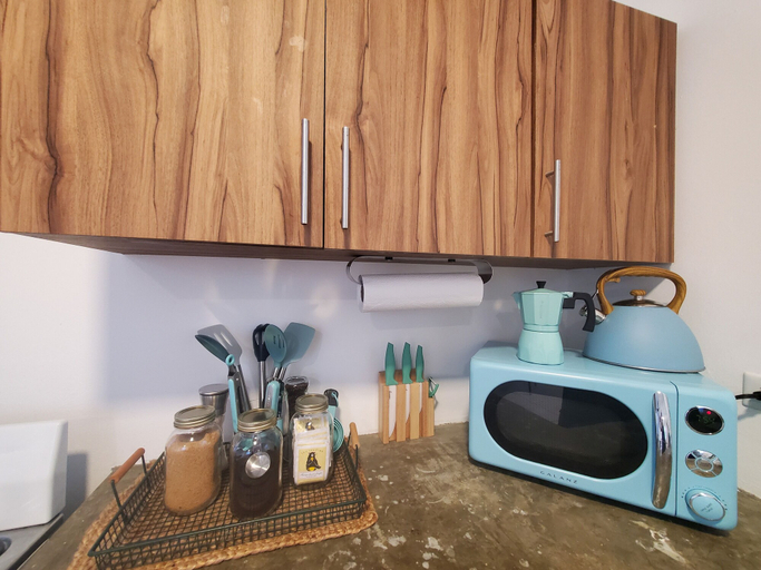 Others 5, Comfy apartment 8 minute walk from beach