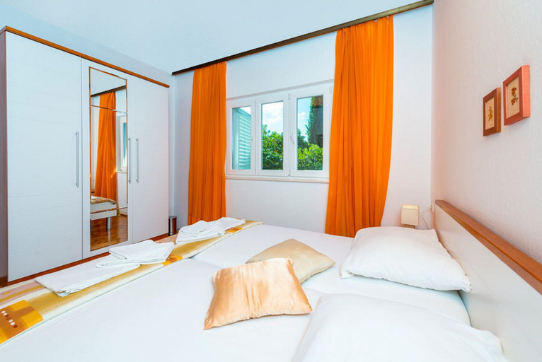 Bedroom 3, Holiday Home Ore-Beach, Orebić
