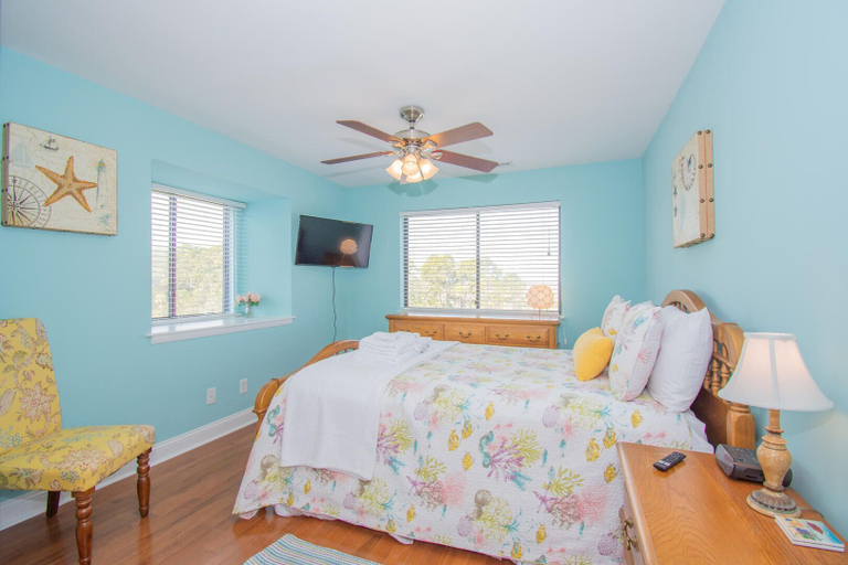 Bedroom 2, 194 Beach Club Villa, Beaufort
