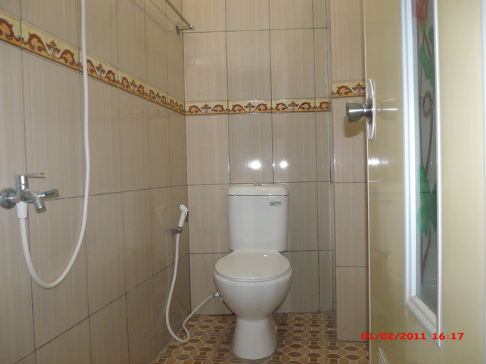 Bathroom 4, Griya Rambutan Barat, Semarang